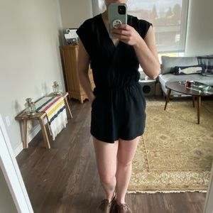 Aritzia babaton corbette drapy brown crepe short romper